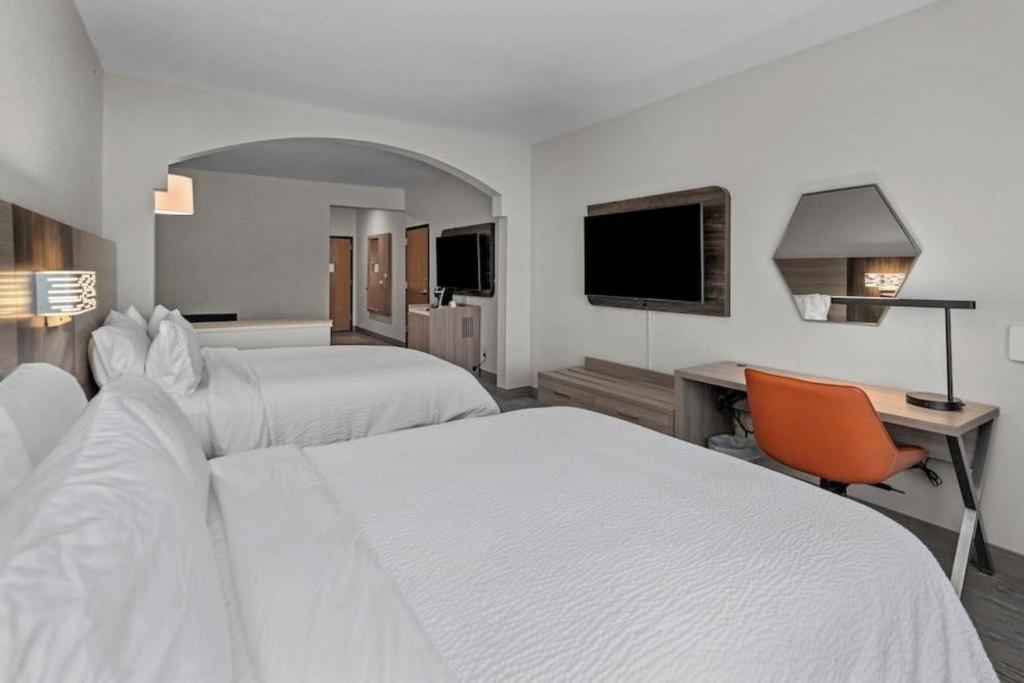 Holiday Inn Express Crockett By Ihg Exterior foto